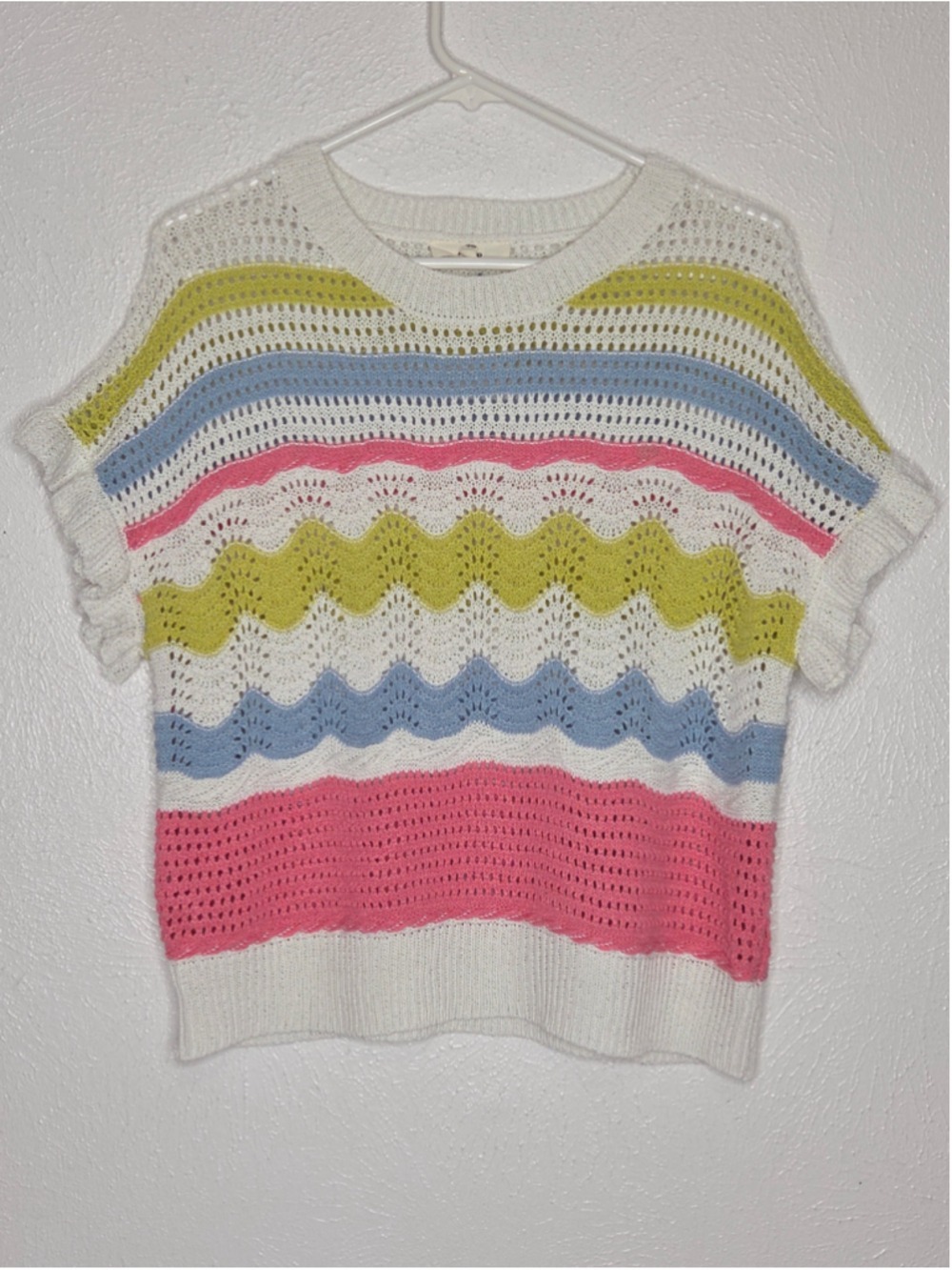 Entro striped Crochet Knit top Flutter Sleeve Women's Size Medium Colorful - Picture 2 of 10